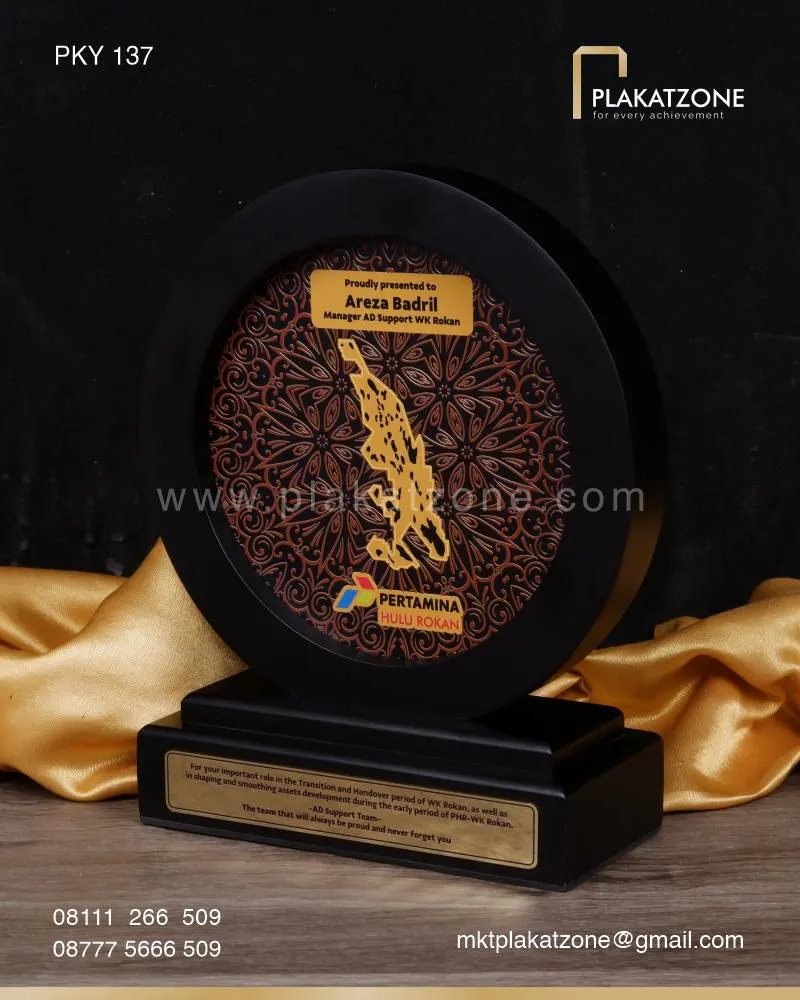 PKY137 Plakat Kayu Bulat Pertamina Hulu Rokan