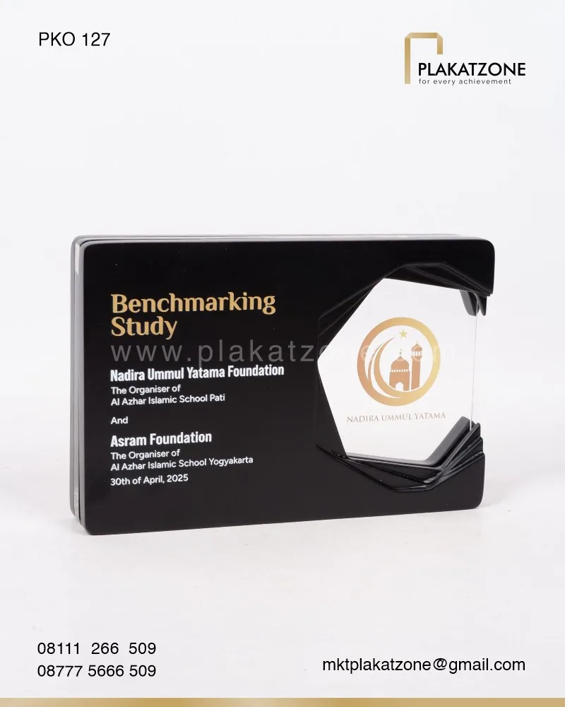 PKO127 Plakat Kayu Akrilik Nadira Ummul Yatama